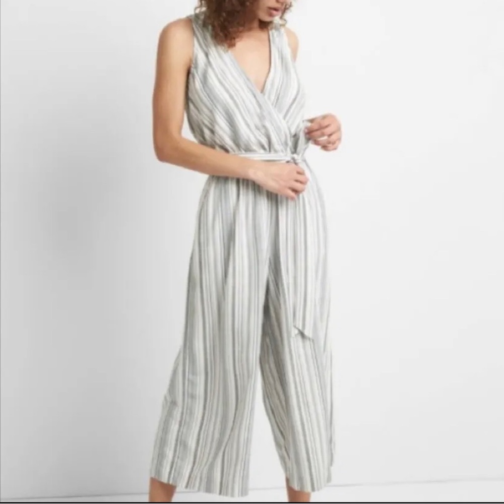 GAP Wrap Front Wide Leg Jumpsuit Size XS NWOT